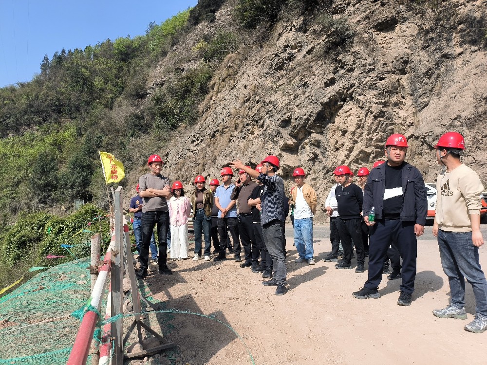 以學(xué)促進(jìn)，向新而行｜路橋集團(tuán)組織開(kāi)展項(xiàng)目亮點(diǎn)技術(shù)交流研討活動(dòng)